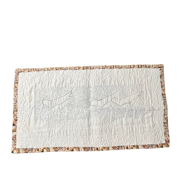 Sandpiper "At Water's Edge" Quilted Panel Design by Makenna Ryen - Picture 4 of 10